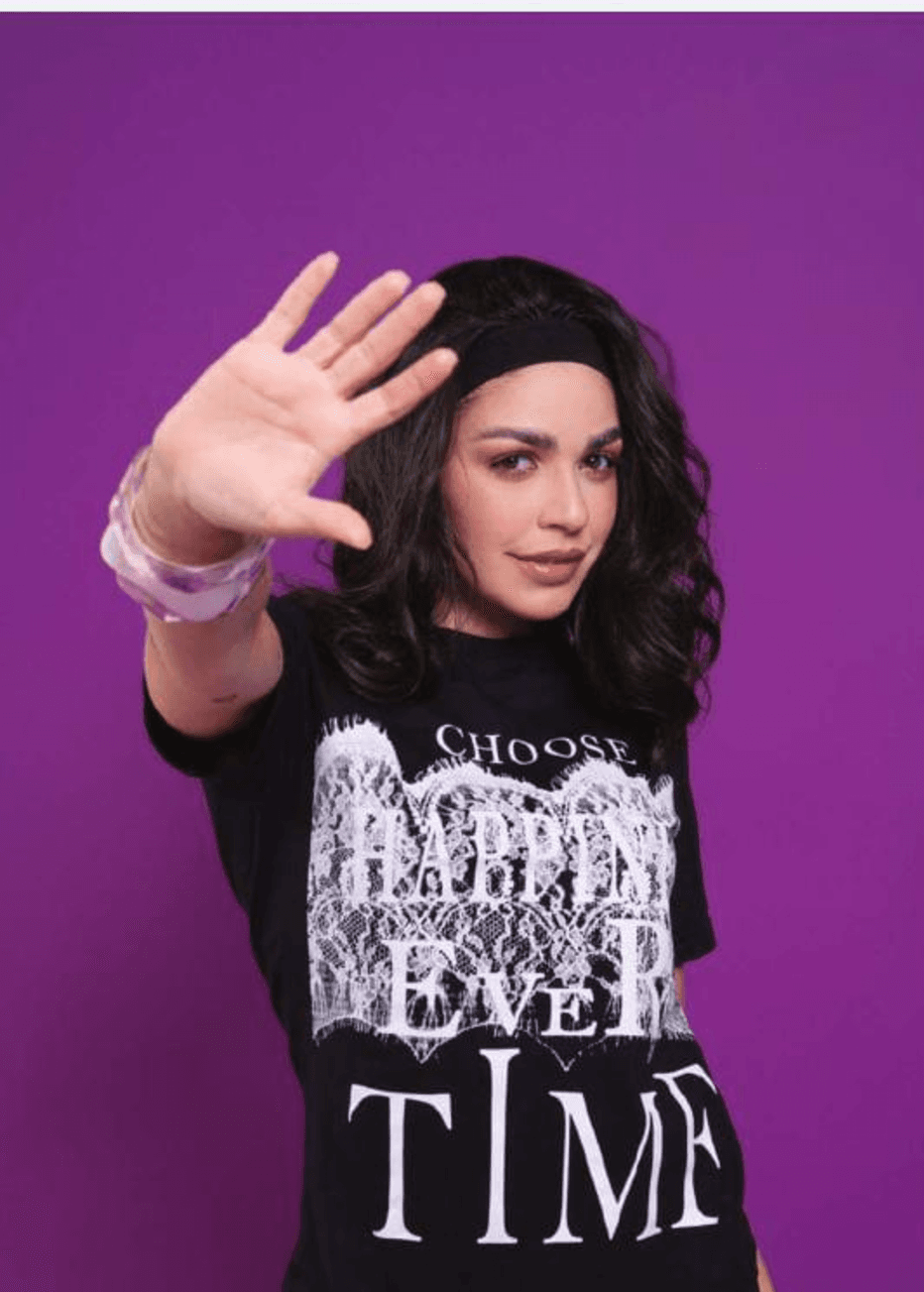 Blusa feminina preta "Chose happy ever time"